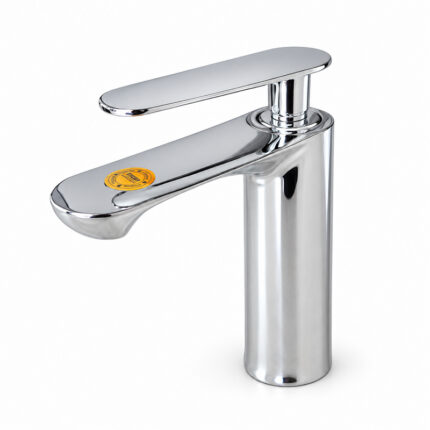 Стоящ смесител за баня с лят чучур REGA DM6020C